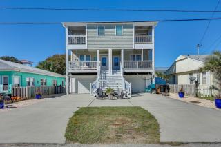 Townhome with 2 Decks Walk to Ocean! - Kure Beach - 8