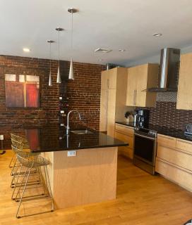 Boston North end Harbor View condo. FREE PARKING - 6