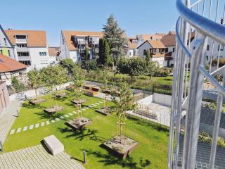 TiCasa Gold-Zentral-Outlet-Aufzug-Stylisch-Unique - Metzingen - 5