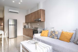 NEON Apartment, modern, high quality, central Apt, Heraklion City - 2