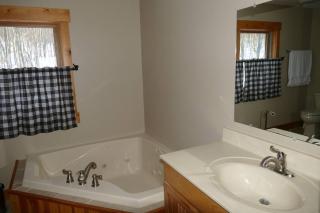 Mountain Maryland! Bear in the Woods - Grantsville - 5