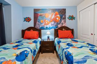 Windsor Resort 5br Private Poolhot Tub & Lakeview - Kissimmee - 4