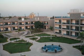 Grand Plaza Hotel - 7