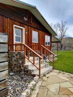 Yellowstone River Retreat in Big Timber, Montana!! Dramatic views of the Yellowstone River. - Big Timber - 3