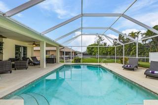 Pool, Sleeps 7 - Villa Sunshine Hideaway - Cape Coral - 8
