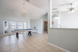 Pool, Sleeps 7 - Villa Sunshine Hideaway - Cape Coral - 2