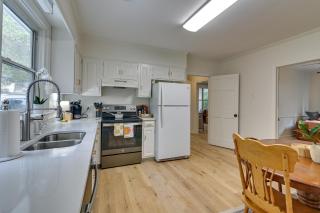 Centrally Located Home about Steps to Oxford Square! - Oxford - 1