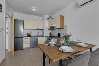 Apartment Ivana - Makarska - 1