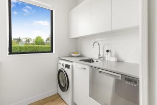 LakeSide Karapiro Downstairs Apartment - Cambridge - 1