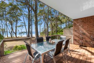 Denhams Beach Waterfront - Surf Beach - 0