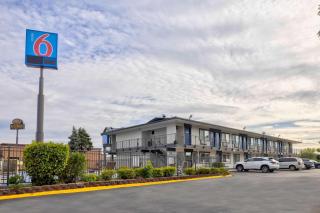 Motel 6-Oshkosh, WI - 9