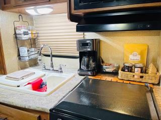 Secluded RV with private hot tub - Rutherfordton - 4