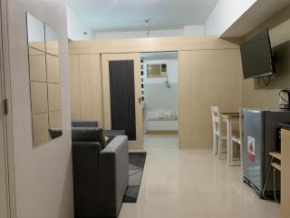 Amazing Condo at SMDC Light Residences Boni Avenue Mandaluyong - Manila - 9
