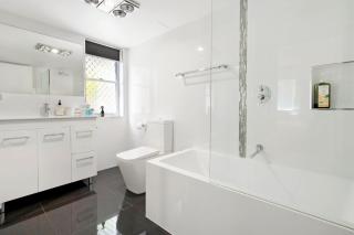 Broadbeach Oasis - 2 Bedroom Apartment in Britannia - Gold Coast - 1