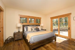 Caleb's Getaway by Tahoe Getaways at Old Greenwood- 3BR w Bonus Room, Pets Welcome & Ski Shuttle! - 3