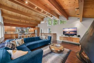 Azure Retreat by Tahoe Getaways on the West Shore - Renovated 4BR, Steps from Homewood! - Homewood - 7