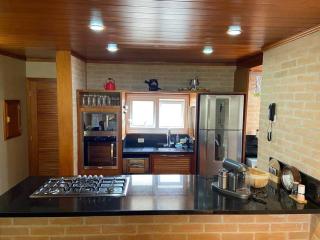 D27 - Aconchego e tranquilidade a poucos metros do Capivari - 2