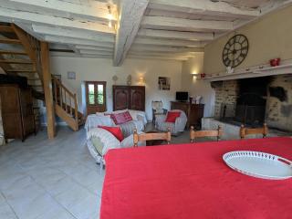 Charmante maison berrichonne restaurée avec jardin, proche de la Vallée de la Creuse et du Lac d'Éguzon - FR-1-591-445 - 3