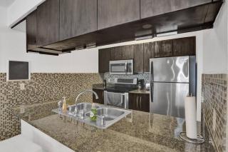 Superb Private unit Perfectly Located In Brickell - Miami - 7