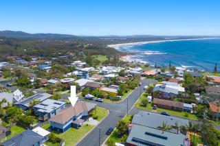 Topviews - Bonny Hills - 0