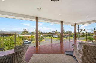 Topviews - Bonny Hills - 7