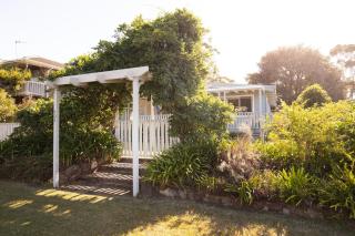 Coastal Cottage, Stay longer for less. Book 3 nights or more to receive 1 night for free. - Narrawallee - 7