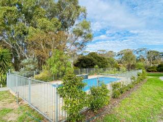 The Gabby's Holiday House - 6