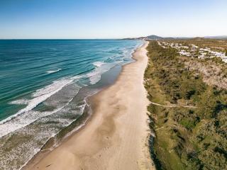 Essence Peregian Beach Resort - Saltbush 5 Bedroom Luxury Home with Private Pool - Peregian Beach - 5