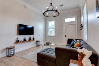 Charming 3br Home, Centrally Located Wcozy Patio - New Orleans - 4