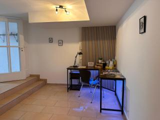 NEU* 4+1 Personen, Zentrumsnah,EBK, Stellplatz - 7