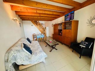 "LA MAISONETTE DU PORT" Logement, 6 personnes, proche mer et port, parking privé - Talmont - 6