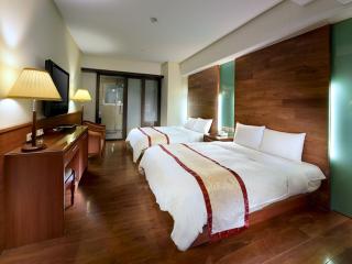 Cheng Pao Hotel - 8