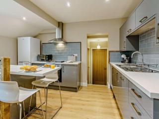 Swan House - Huddersfield - 7