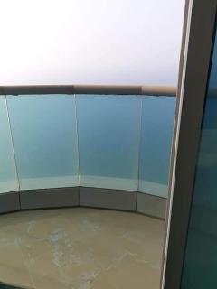 LuxeHome where blue sea & white sands greets you - Ajman - 4