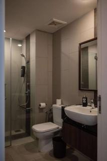 Deluxe Seaview Suite Twin Bed by The Only Bnb - Tanjong Tokong - 1