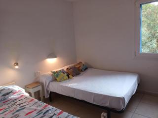 3359 - JOC D ESTIU 1-5 EN 1ª LINEA DE LA PLAYA MÁS ESPACIOSA DE ROSES, VISTA MAR., TERRAZA. - ES-258-73 - 7