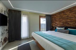 Hotel Maneck Manor - Ooty - 1