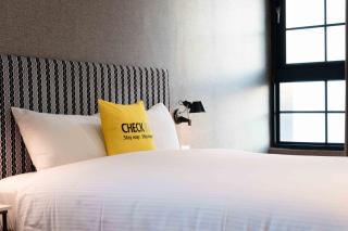 CHECK inn Taichung Ziyou - Taichung - 9