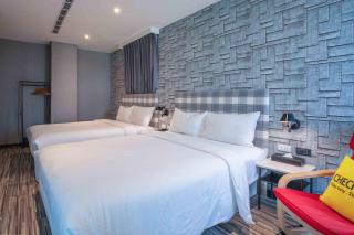 CHECK inn Taichung Ziyou - Taichung - 2