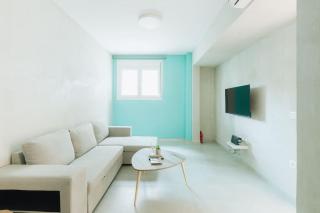 Industrial semi-basement apartment in Athens - Atene - 4