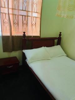 Kalifonia Guest House - 9