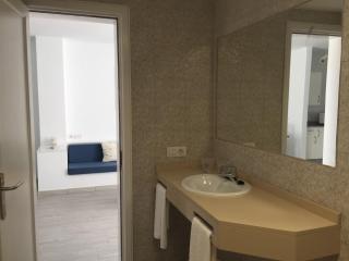 Neptuno Suites - Adults Only - 9