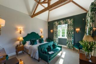 Rushton Hall Hotel and Spa - Kettering - 2