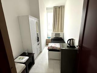 Corniche Street - Superb Lovely Room - Abu Dhabi - 9