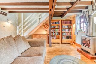 The Hurst Coach House - Stafford - 1