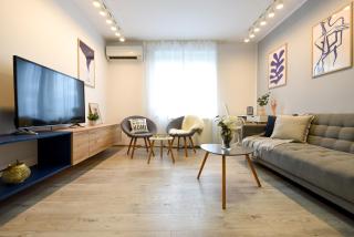 Modern Elegance in the Heart of the City - Romana Square Apartments - 2