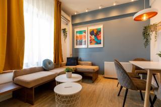 Modern Elegance in the Heart of the City - Romana Square Apartments - 1