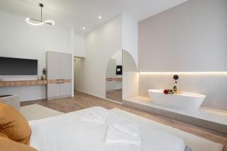 You Boutique Suites, Best Location by BQA - 2