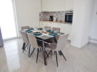 Apartment Azeret with swimminpool - Maslenica - 1