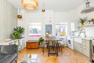 Stunning 2BR Apt wPatio in Dalston, 2 min to Tube - Londra - 1